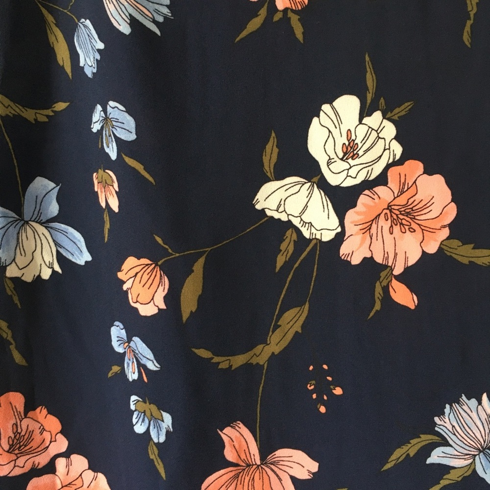Navy floral print semi sheer blouse - Picture 7 of 9